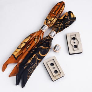 Botão de cachecol faça você mesmo Corte de couro - Régua de aço feita à mão Cortador de metal - Design personalizado Faixa de pescoço Corte de couro - Ferramenta de artesanato com punção de couro