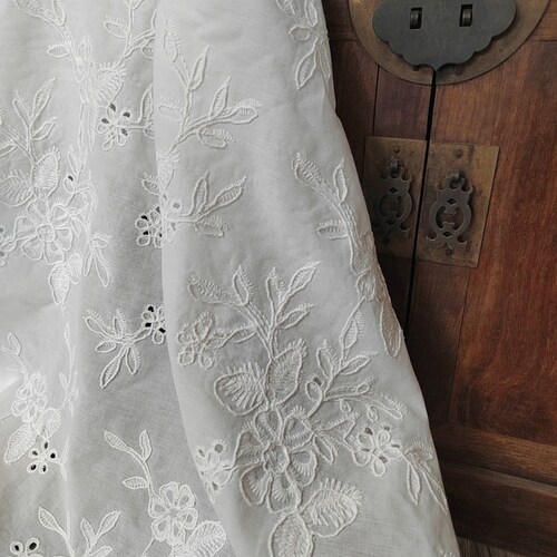Tissu de bordure de bordure de coton de fleur, tissu de coton de broderie, tissu de dentelle de bordure évidé par verge