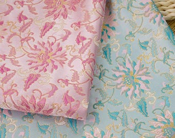 Tejido Jacquard con hilo dorado cortado a medida