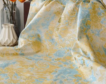 Tejido Jacquard con hilo dorado cortado a medida