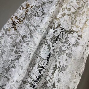 Schwere gestickte Blumen-Spitzen-Gewebe, Guipure-Spitze-Gewebe, elegante Blume ausgehöhlte Stickerei-Spitzen-Gewebegroße Lager