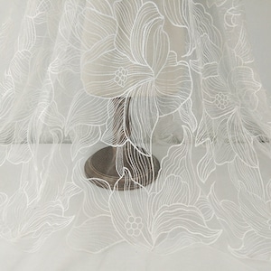 High Quality Flower Embroidery Lace Fabric,Tulle Bridal Lace Wedding Dress,Eyelash Dress Fabric By the yard