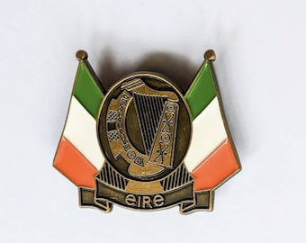 Irish Harp Enamel pin badge - Ireland