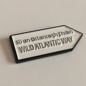 Wild Atlantic Way enamel lapel pin badge - Irish Ireland Eire