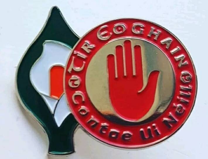 Irish County Easter Lily Pin Badge Irish GAA Republican 1916 Tyrone crest.