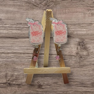 DP Soda with Bow Badge Reel