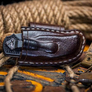 Wet Formed Leather Knife Sheath for a Spyderco Native 5