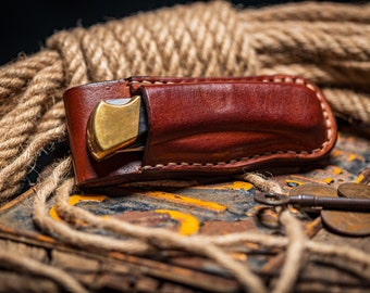 Handgefertigte Messerscheide für Buck 110 aus Leder - Wet Formed Veg Tan