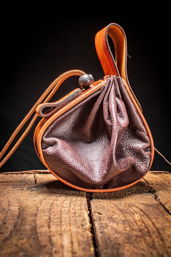 Pochette Ceinture En Cuir Bushcraft + Boîte à Amadou étanche 2oz – Artisanat UK