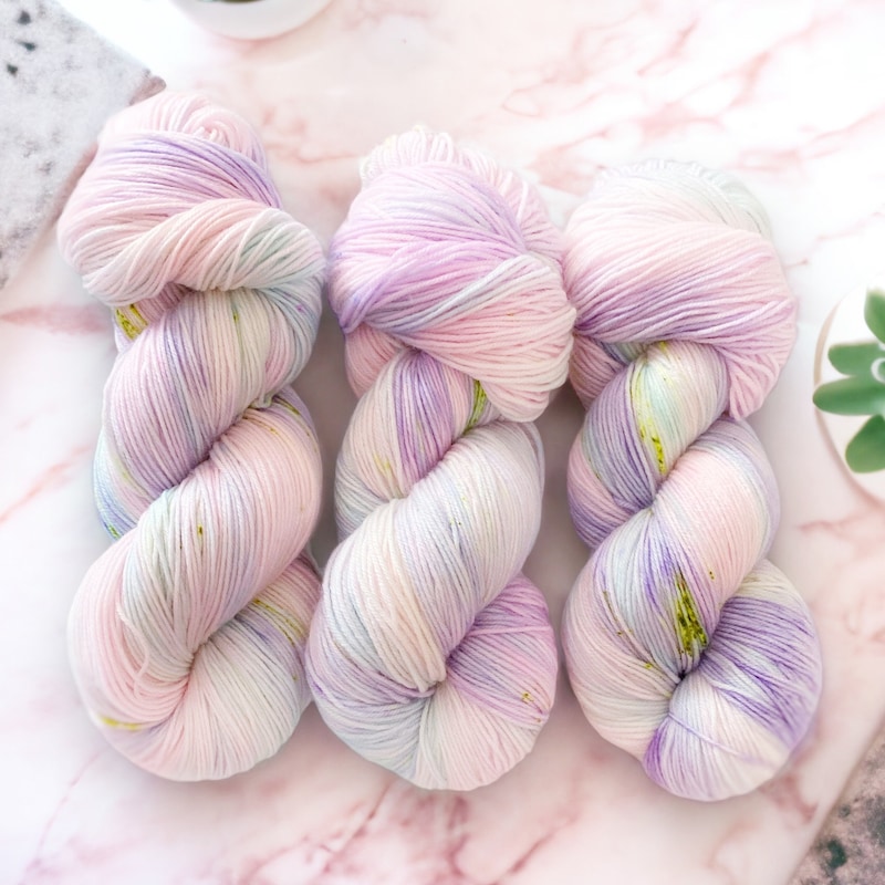 hand-dyed-yarn-etsy