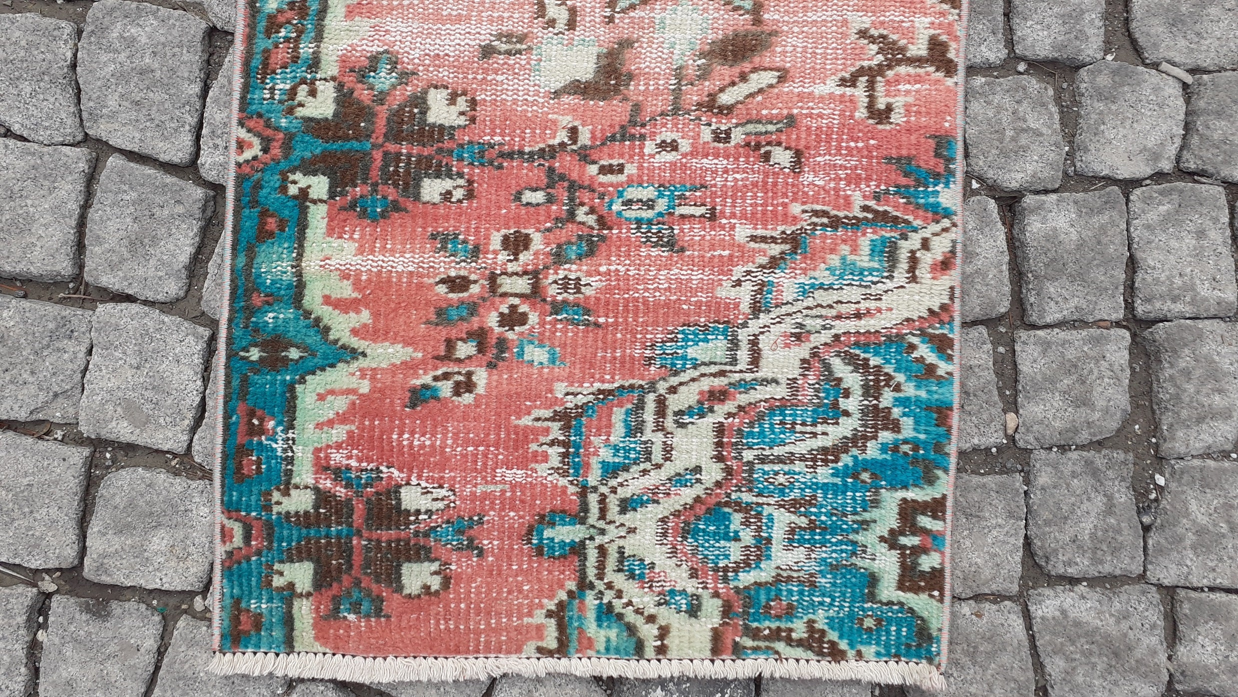 Pink Vintage Rug 1.8x4 ftsmall rug runnersmall area rugpink Etsy