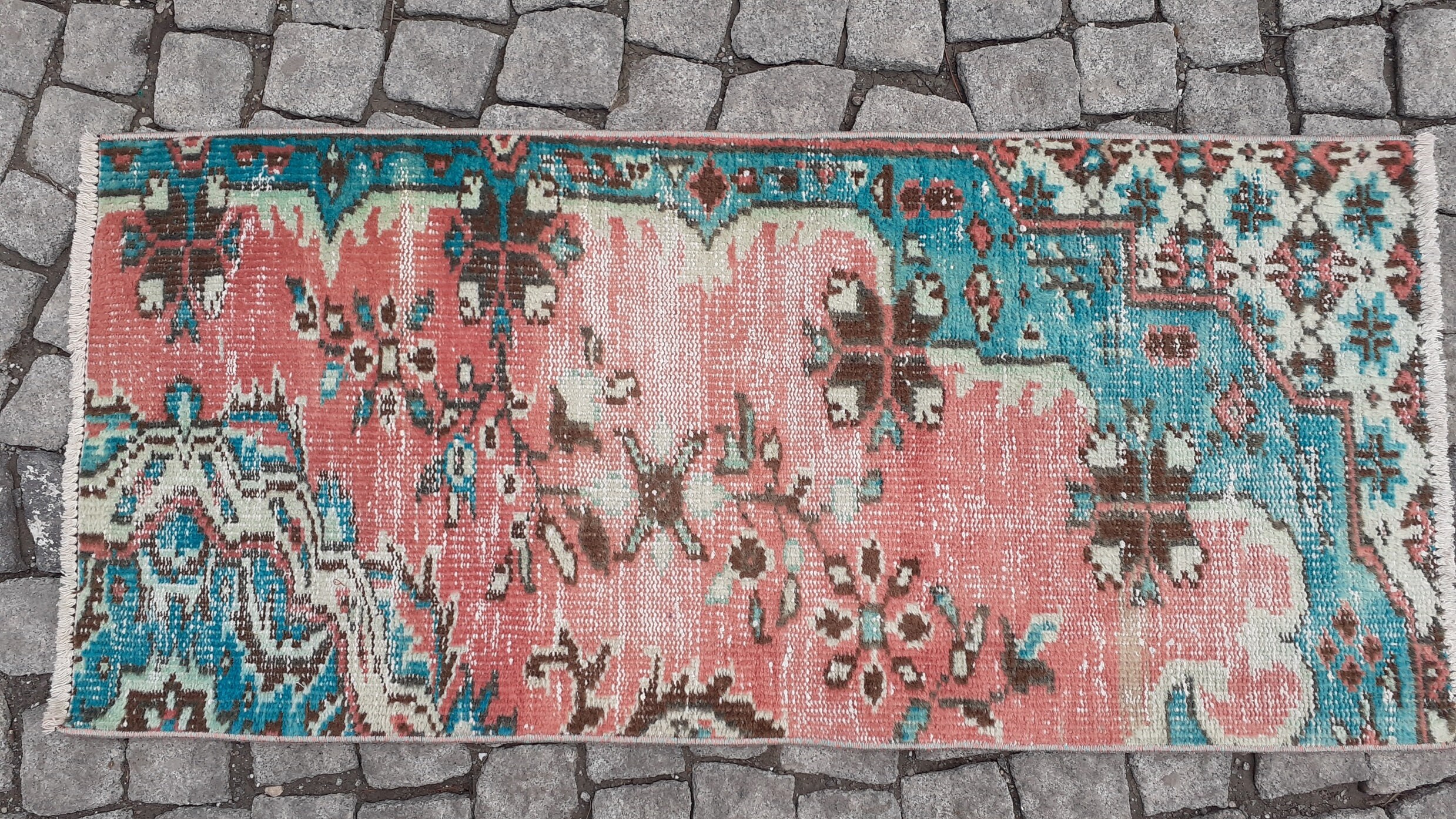 Pink Vintage Rug 1.8x4 ftsmall rug runnersmall area rugpink Etsy