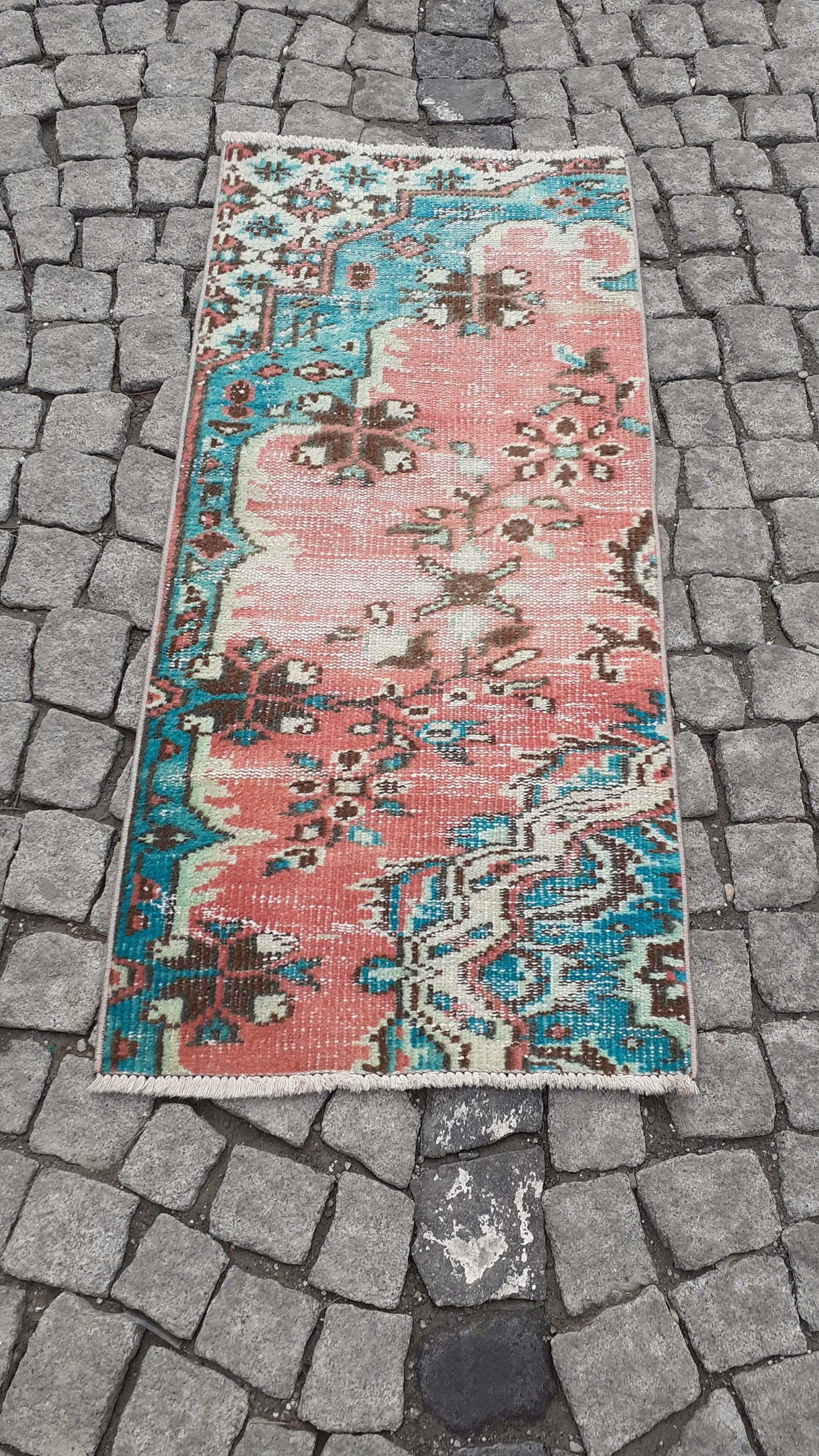 Pink Vintage Rug 1.8x4 ftsmall rug runnersmall area rugpink Etsy