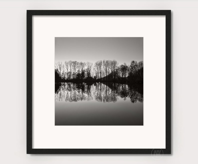 Kunstfotografie SYMMETRY Fotoabzug ungerahmt oder Leinwanddruck, verschiedene Größen Bild 1