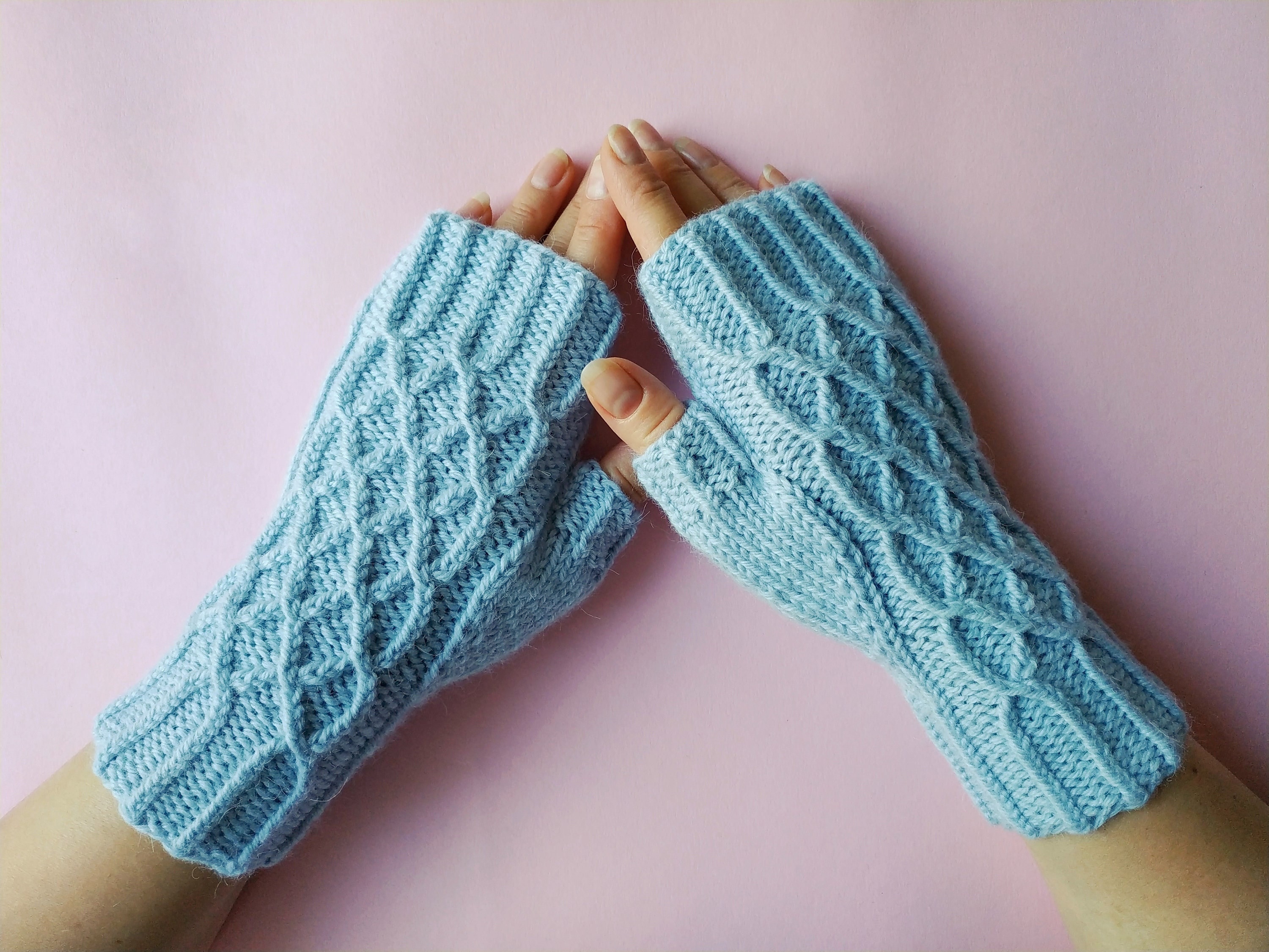 PDF Anleitung fr Fingerlose Handschuhe mit Zopfmuster - Etsy sterreich