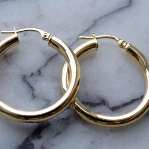 Solid 9ct Yellow Gold Medium Hoop Earrings | Polished Classic Everyday Jewelry