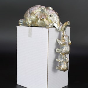 Elefant Familie Silber Farbe Statue Rüssel Up Feng Shuai Vintage Figur Wohnkultur Handbemalen Desktop Tierdekoration Halten Kinder