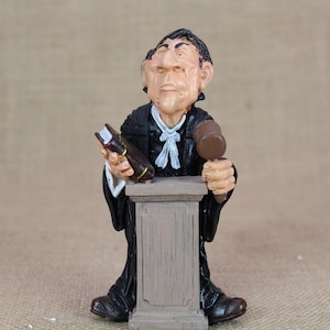 Law Attorney Statue Comic Lawyer Sculpture Cartoon Lady Gift Office Figurine Judge  Figure Woman Black Judge Desktop Gift for Lawyer Femail