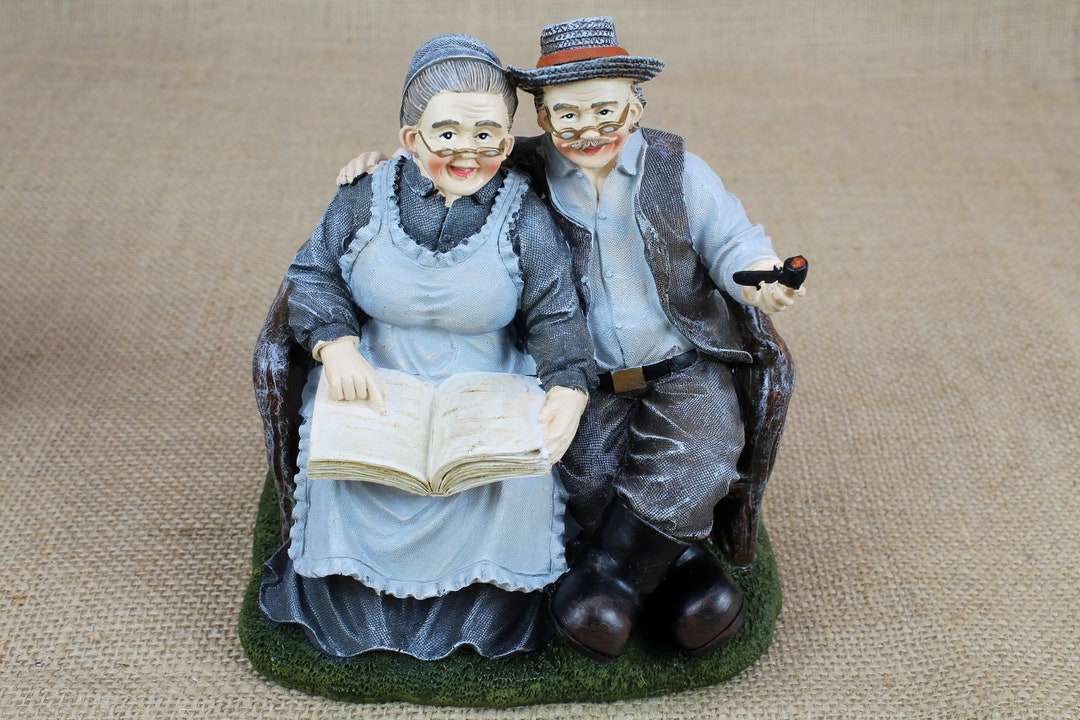 Elderly Couple Grandma Grandpa Statue Woman and Man Senior Figurine