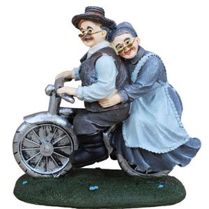 Grandparent Elderly Couple Figurine Statue Romantic Anniversary Gift Old Love Sculpture Collectible Gold Age Cycling Husband Wife Parents