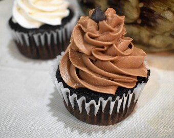 Gourmet Dekadenter Dreifacher Schokoladen Cupcake 1/2 Dutzend