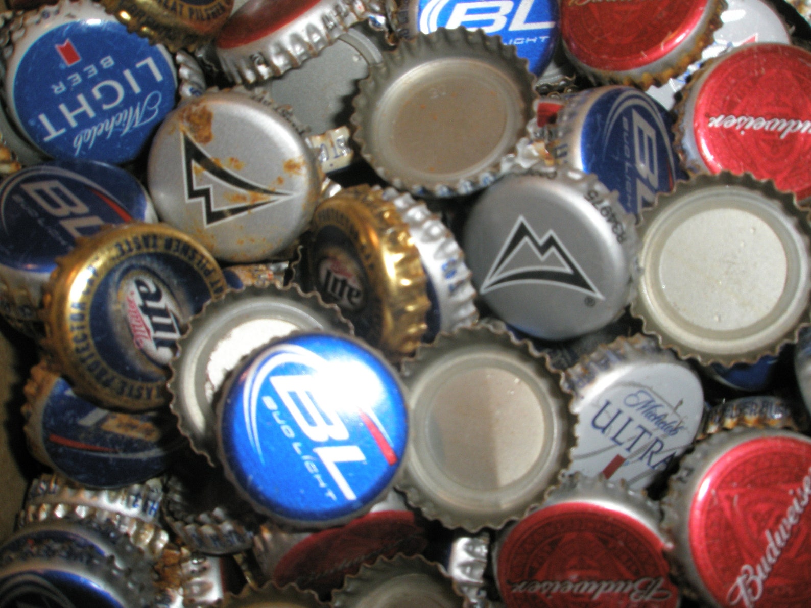500 Bulk Dented and Bent Beer Bottle Caps for Art and Craft Etsy