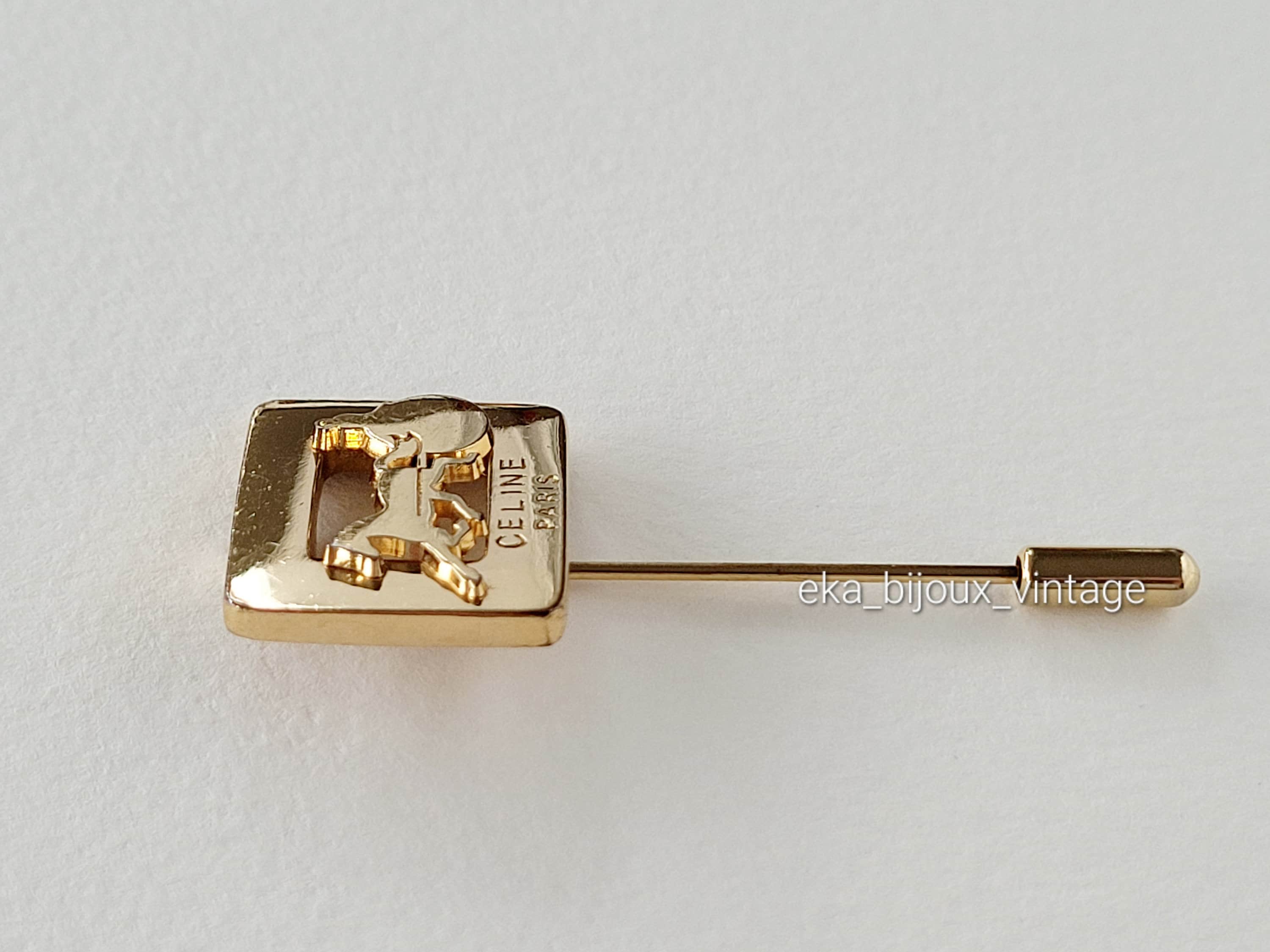Sweet CELINE Made in Italy Gold Tone Clothes Pin Brooch Chariot Horse Buggy