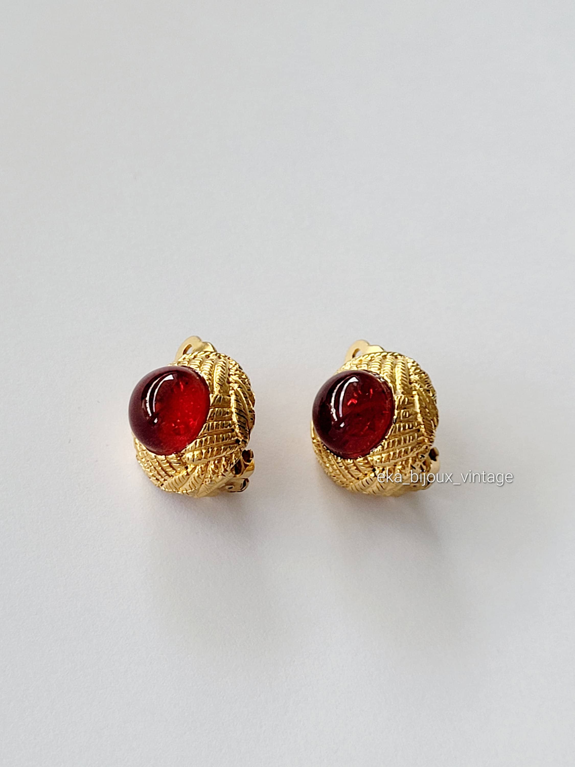 CHANEL CHANEL Earring clip boulce doreilles carre Gold Plated Red