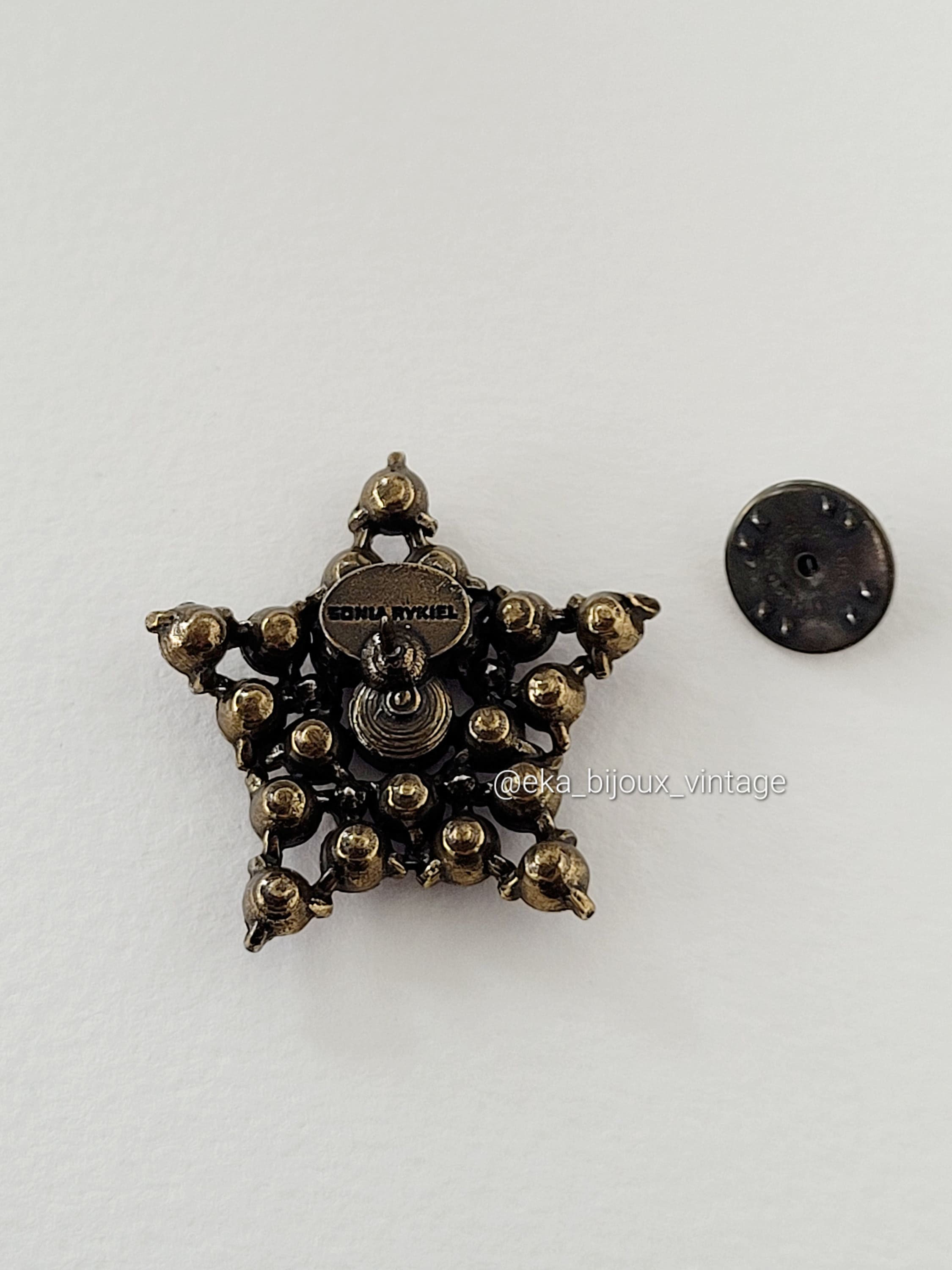 Pin's Oiseau Sonia Rykiel - Métal Et Strass Mauve, Occasion En Superbe état