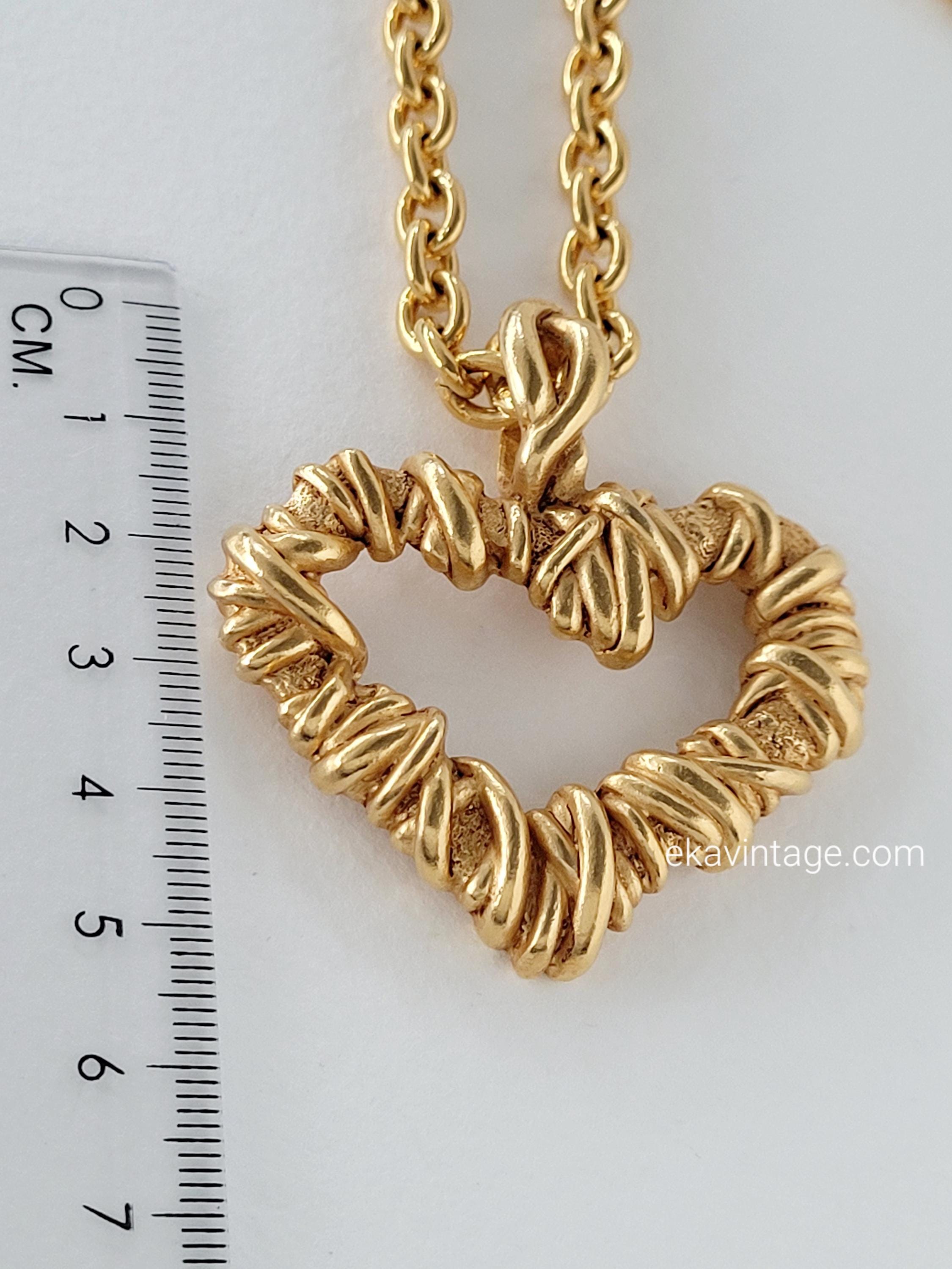 Christian Lacroix - Vintage Heart Necklace - Etsy