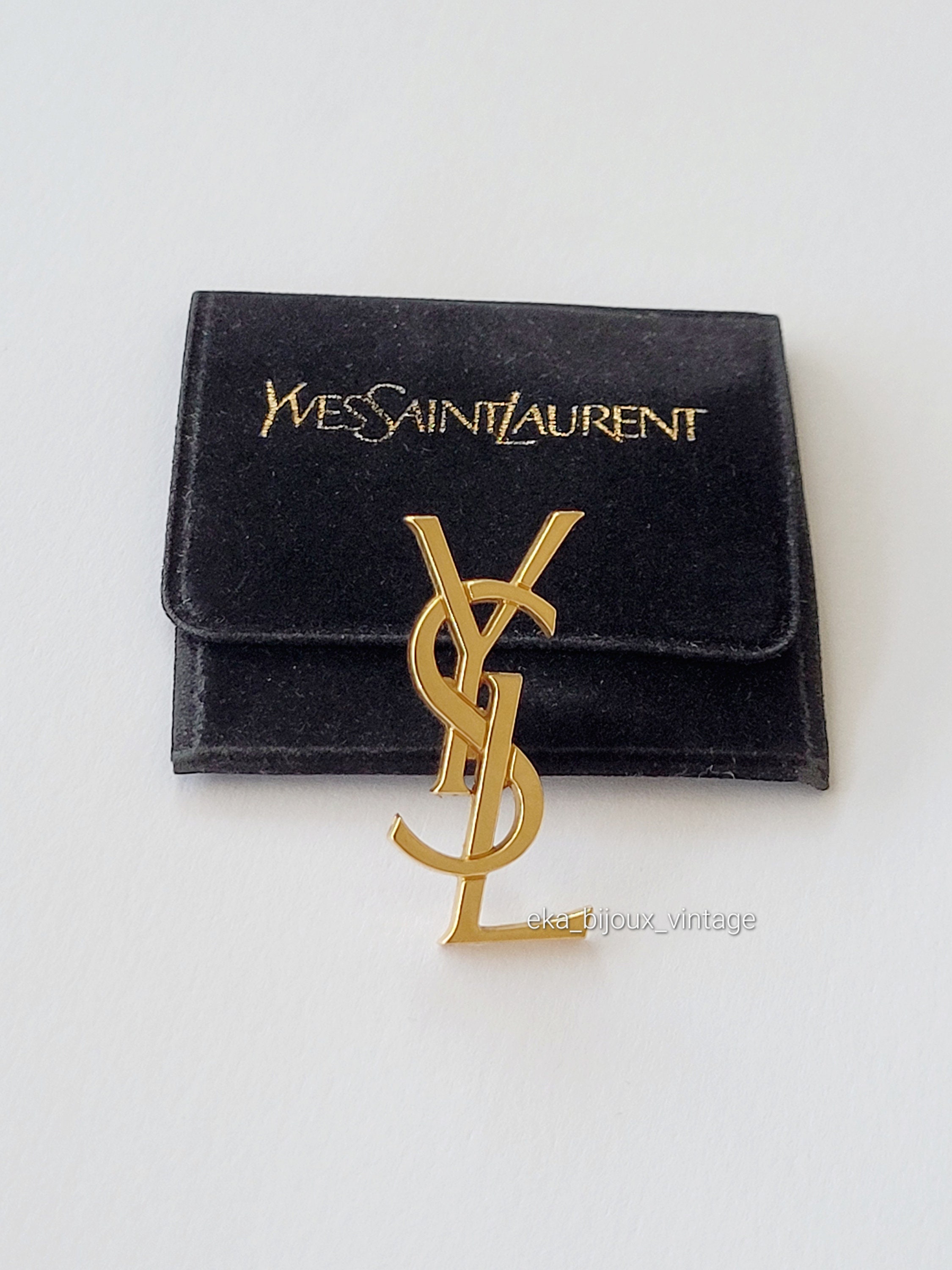 YSL Silver Star Card Holder - Yves Saint Laurent, Luxury, Bags