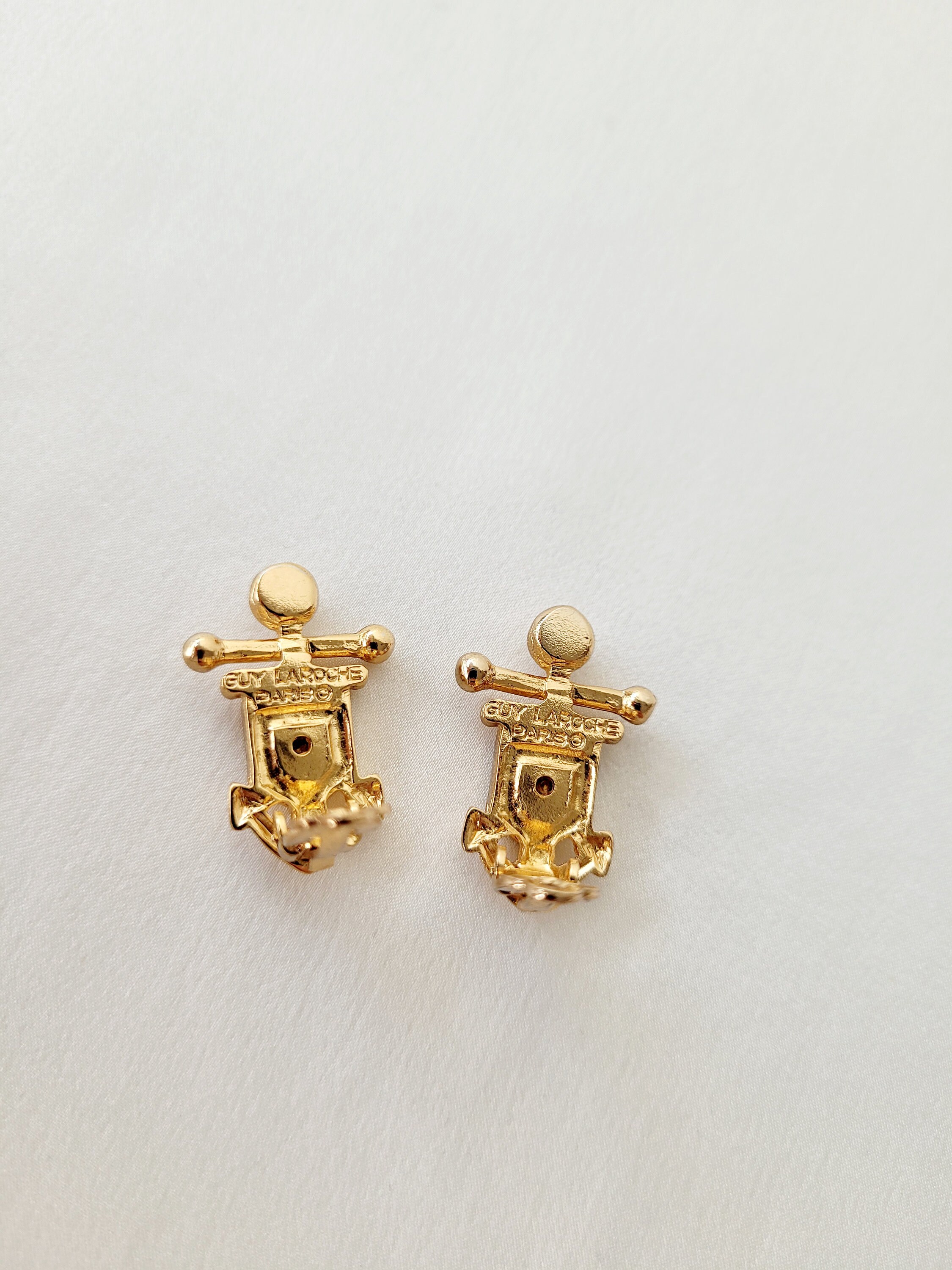 Boucles D'oreilles Vintage Guy Laroche - Modèle Ancien à Clips, Occasion