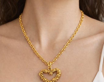Christian Lacroix ハートペンダントトップ Christian Lacroix - Vintage Heart Necklace - Etsy