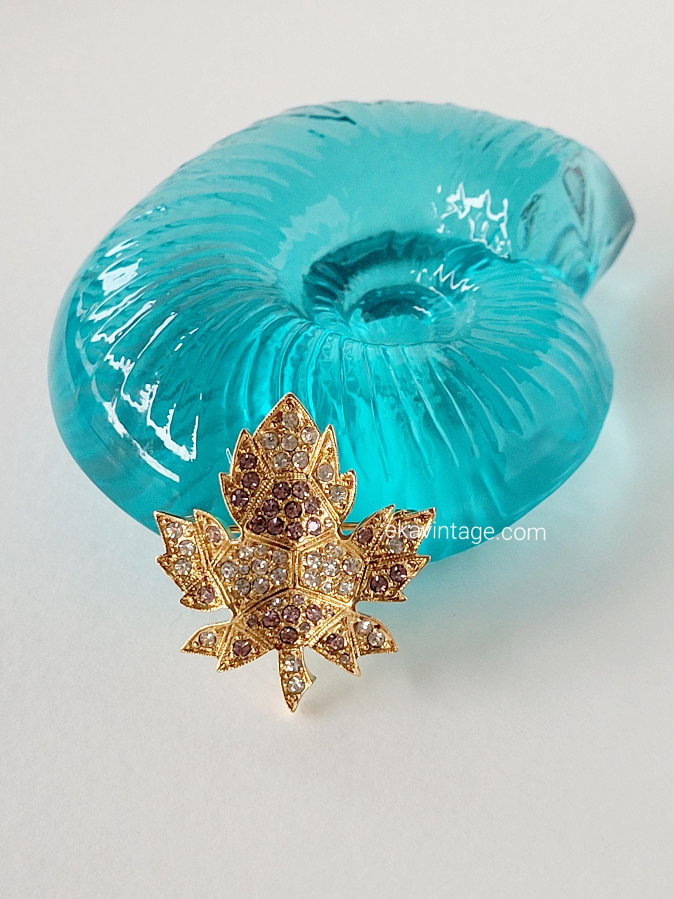 D orlan brooch - Etsy 日本
