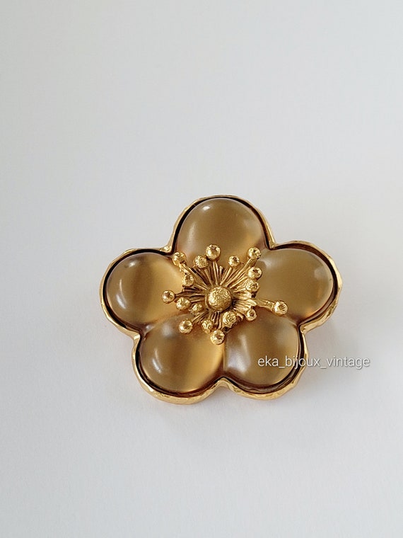 BIJOU VINTAGE BROCHE FLEUR MARGUERITE MÉTAL ÉMAILLÉ ROSE FLUO JAUNE # 1J