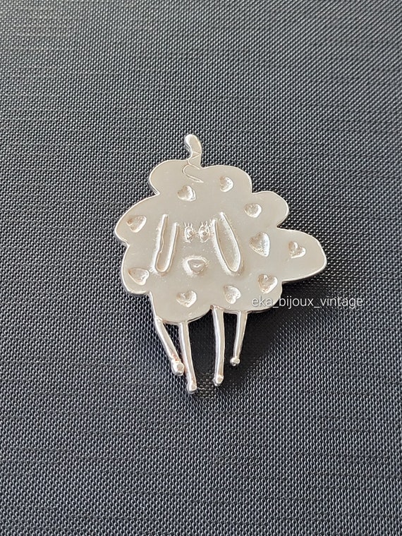 魅力的な価格 ビッシュ・ド・ベール 日本 Etsy - ヴィンテージブローチ - コレクション