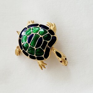 Vintage brooch - Turtle