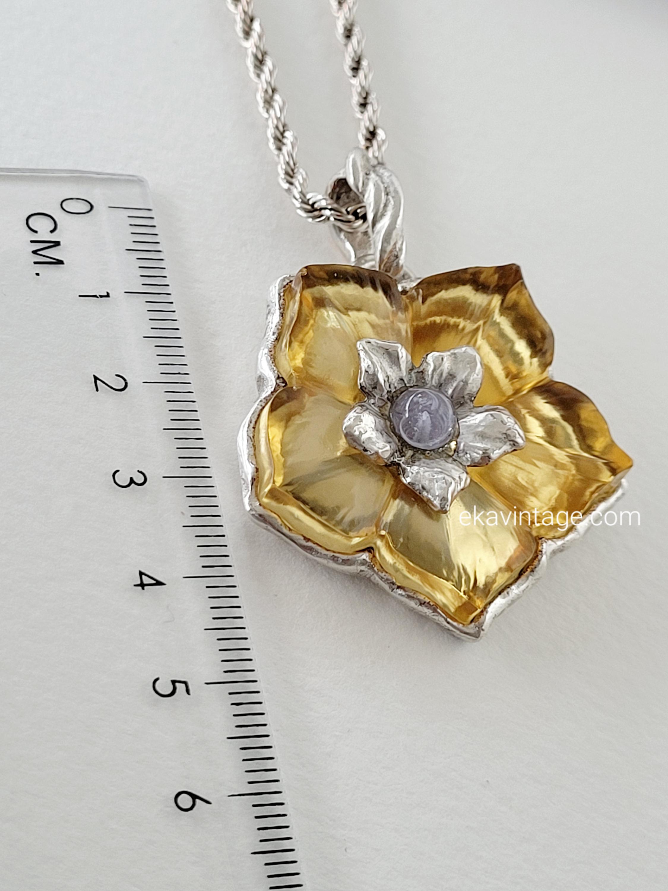 Kenzo - Flower Pendant Necklace - Etsy