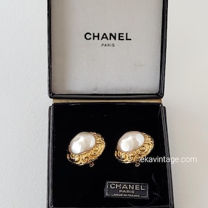 Chanel - Vintage Earrings
