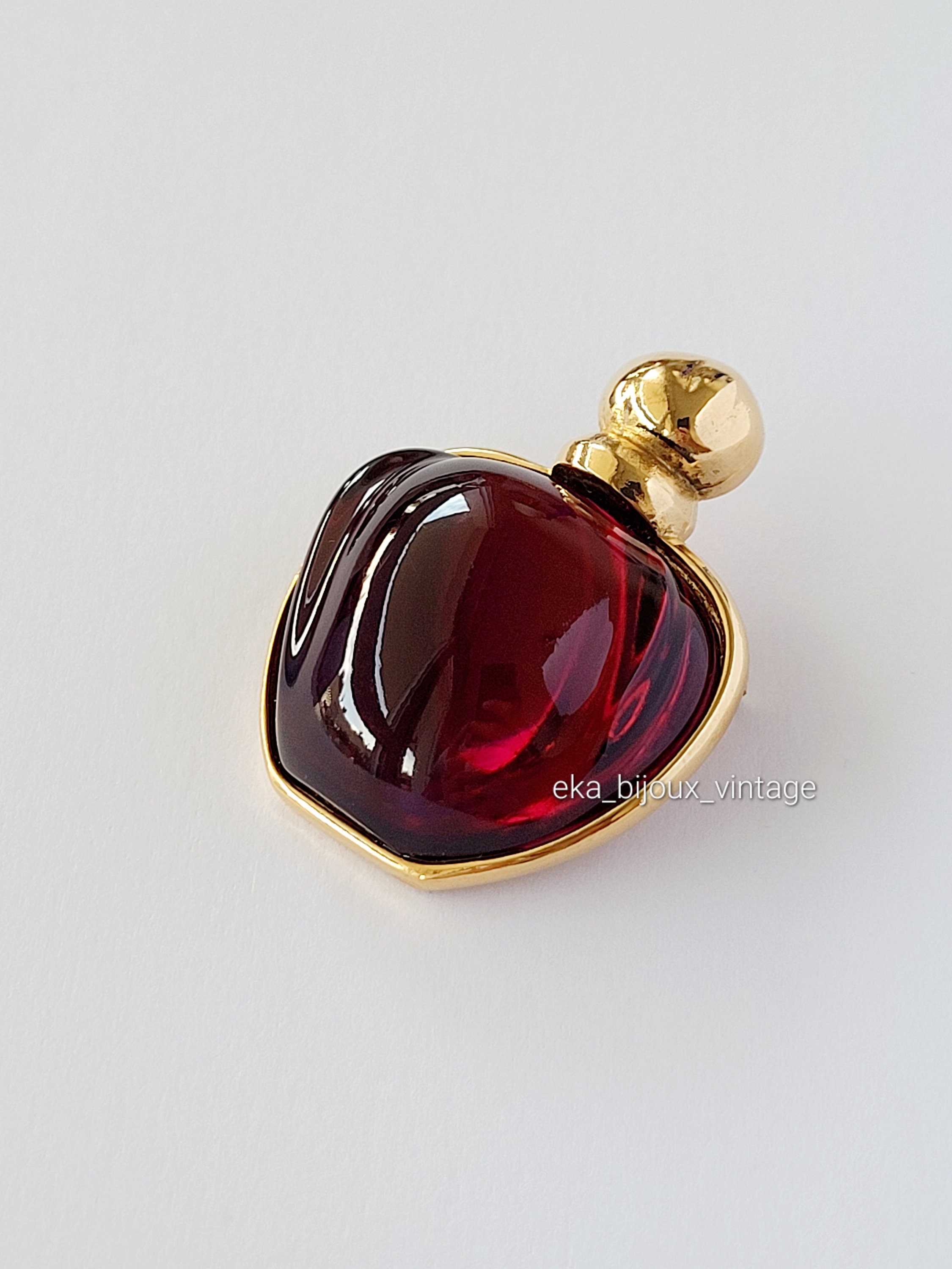 Christian Dior - Vintage Brooch in the Shape of a 