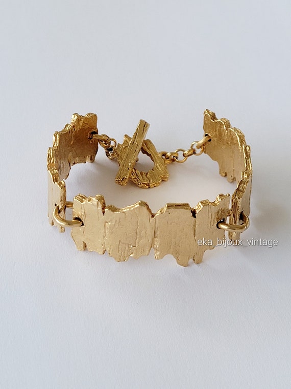 Biche de Bere Vintage Bracelet