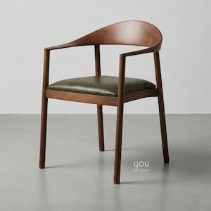 Klaar voor verzending Middeleeuwse moderne stoel met armleuningen - houten eetkamerstoel met houten armleuningen - leren stoelen - modern - stoelen voor woonkamer