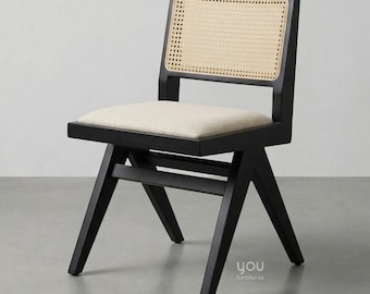 Cadeira estilo Pierre Jeanneret - Cadeira de jantar artesanal em madeira maciça e rattan.