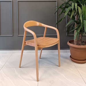 Mid-Century Modern Stuhl mit Holzsitz Esszimmerstuhl mit Holzarmlehnen Stühle für Wohnzimmer Stühle zum Esszimmer Holzsitz Bild 1