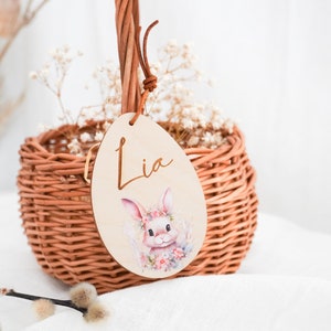 Personalisiertes Osterkörbchen mit Anhänger, Weidenkörbchen mit Ostergras, Ostertasche, Osternest, Holzschild Baby Kind, Ostergeschenk