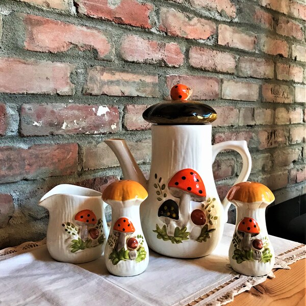 Vintage Mushroom Ceramic Teapot, Creamer + Salt And Pepper Shaker, Retro 70s - Laurentian Pottery Canada - See Description -RARE Teapot