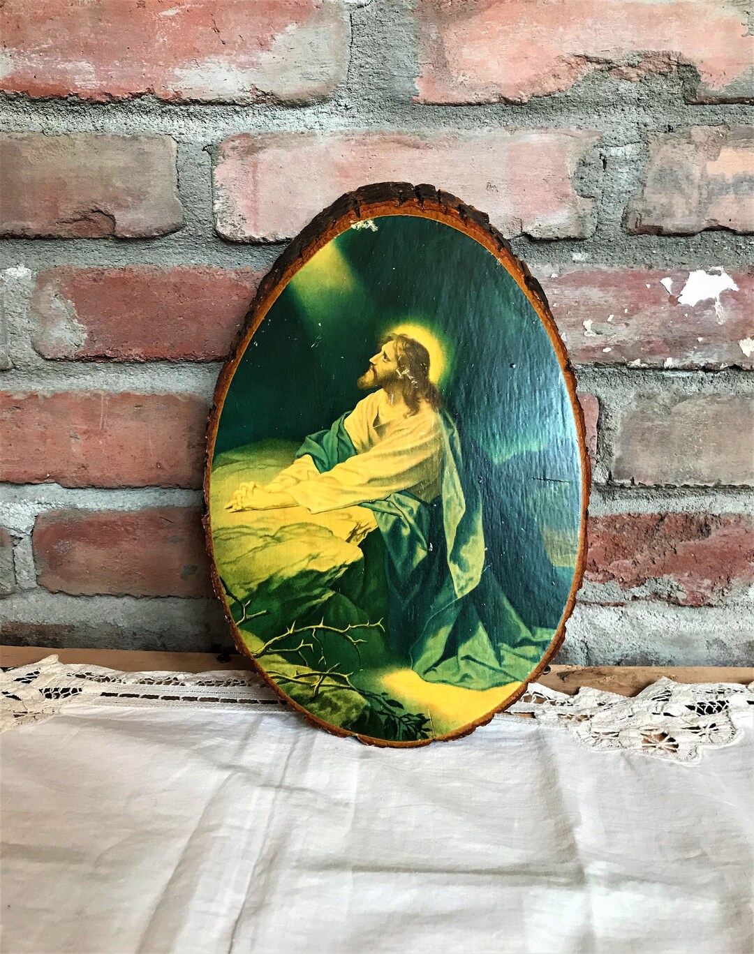 Vintage Wood Slice Wall Hanging Jesus Praying. Easter Jesus. Etsy