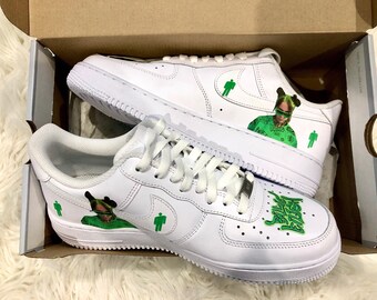 billie eilish croc charms