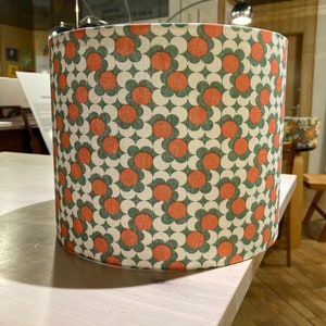 Graphic flower lampshade