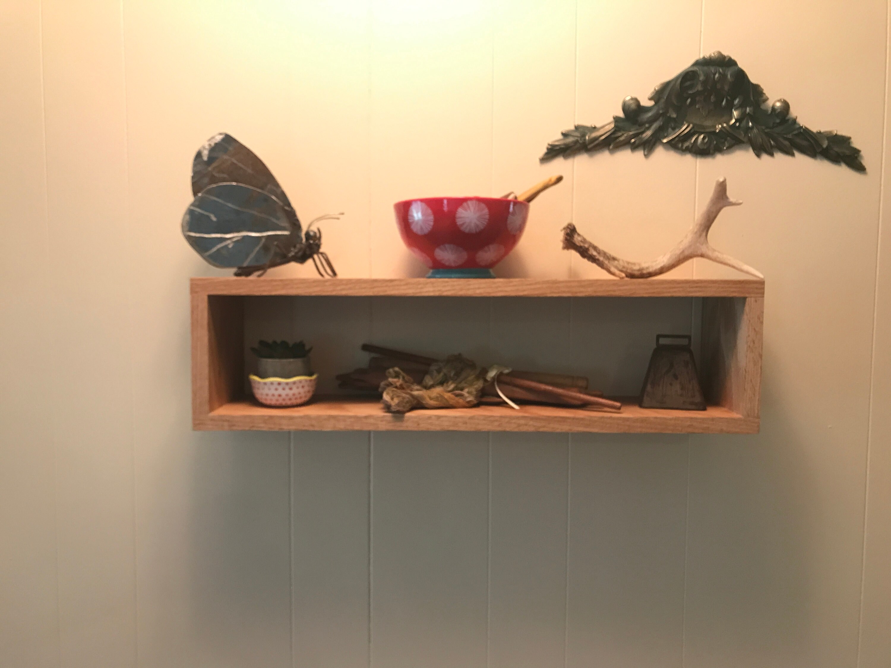 Red Oak Floating Shelf Shelf Wooden Furniture Decorations Display Shelf